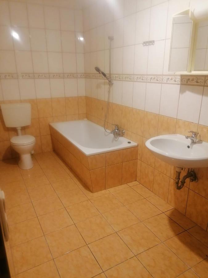 Gaestehaus An Der Warnow Apartment Schwaan Ngoại thất bức ảnh