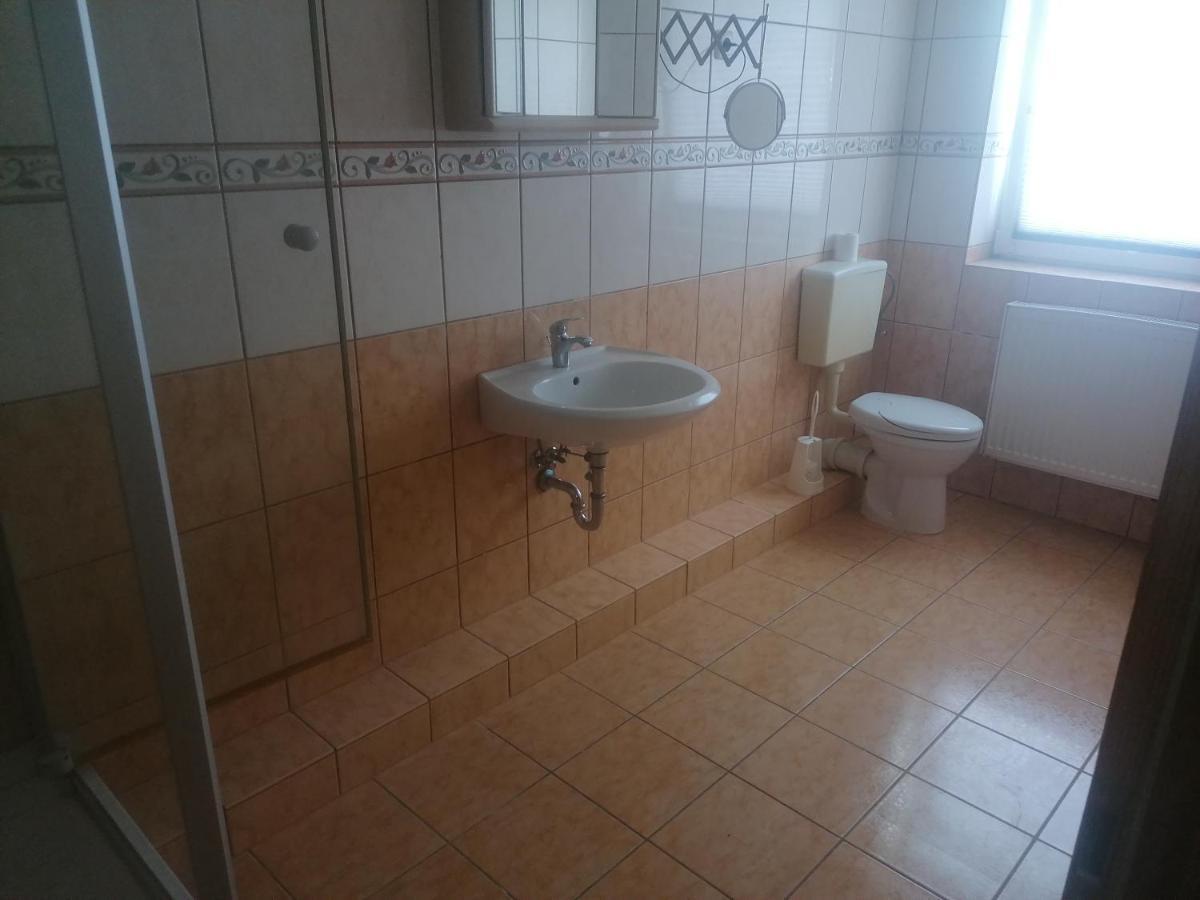 Gaestehaus An Der Warnow Apartment Schwaan Ngoại thất bức ảnh